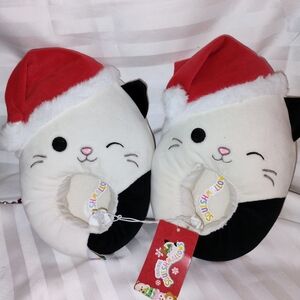 Squishmallows Cat Plush with Santa Hat Slippers.13-1